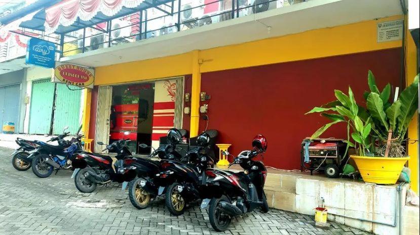 Pringgondani Guesthouse Pandanaran Hills Semarang Esterno foto